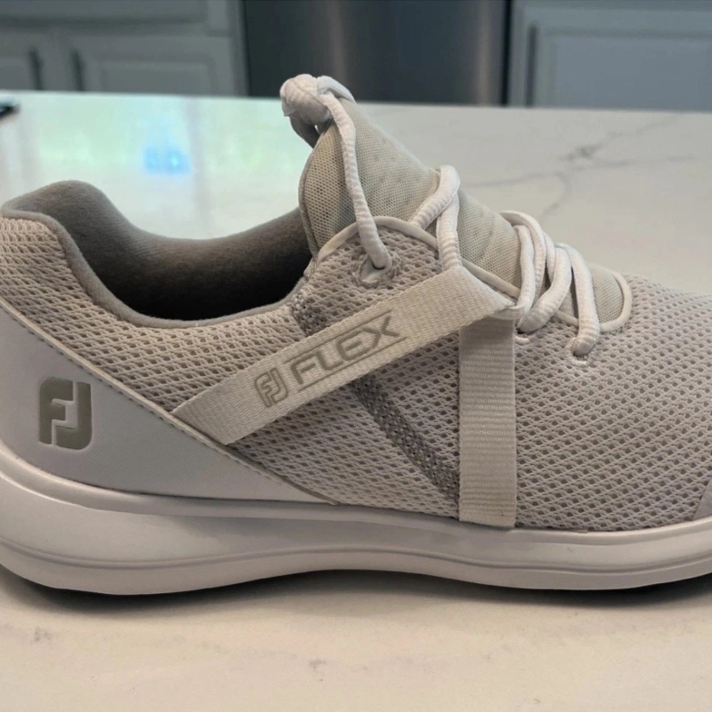 FootJoy Women’s Flex Golf Shoes      9 1/2M 95725